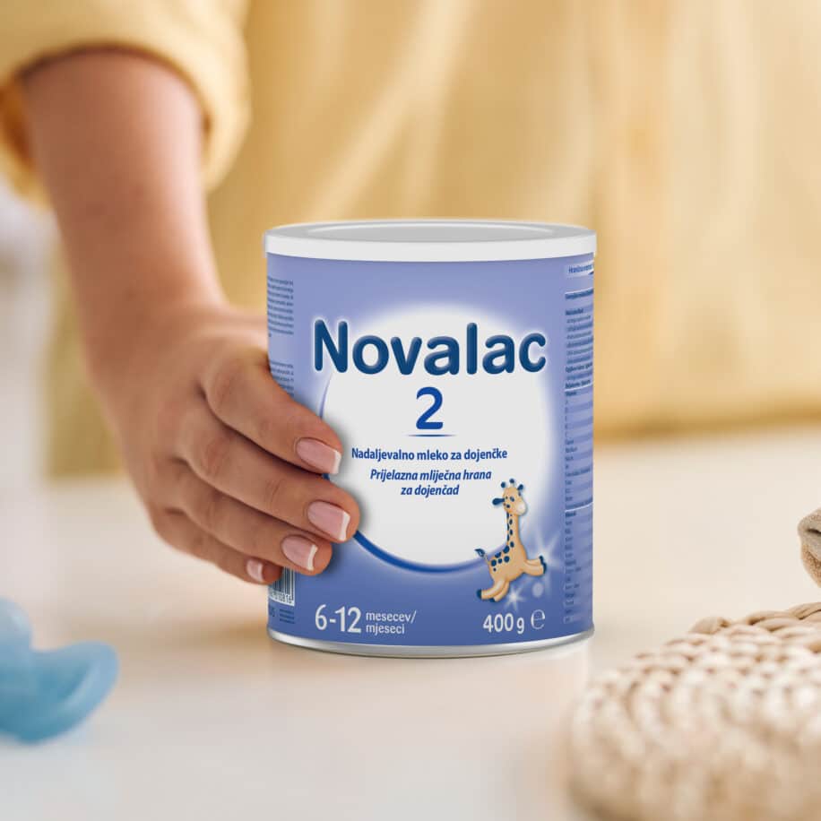 Novalac 2 na kuhinjskem pultu.