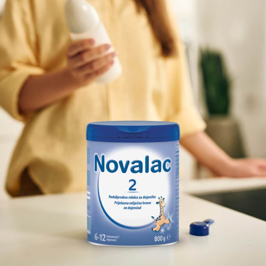 Novalac 2 na kuhinjskem pultu.